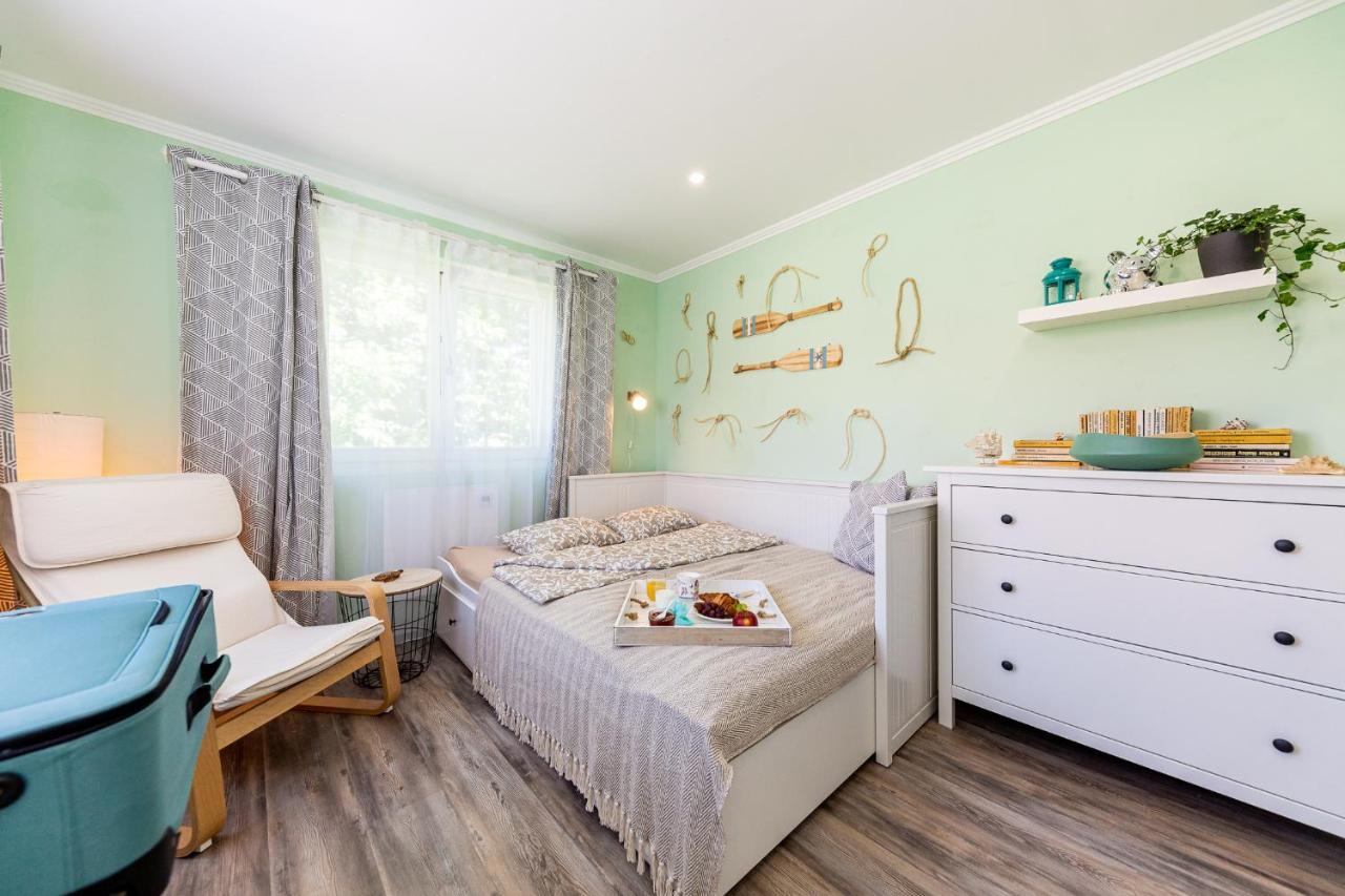 Berrybay Holidayhome Balatonkeresztúr エクステリア 写真